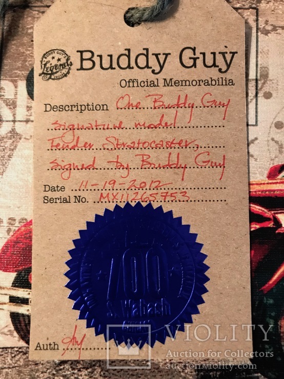 Buddy Guy signed Fender Startocaster Polka Dot, фото №3