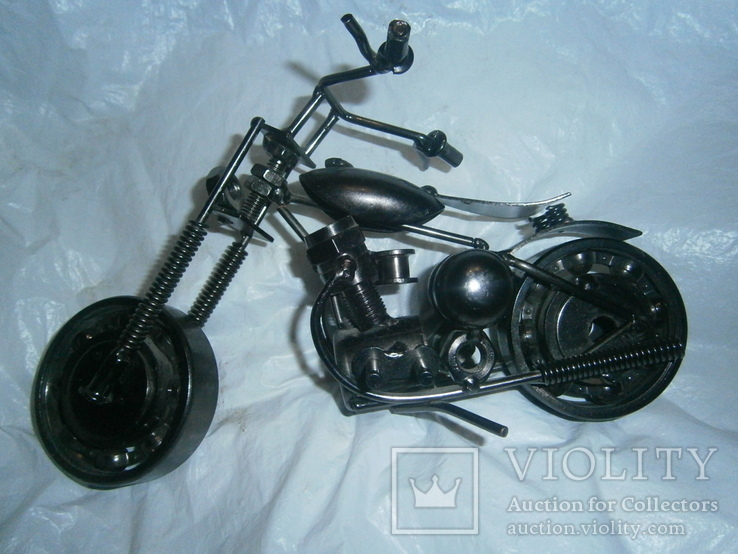 Харлей девидсон(зроблений з справжніх частин мотоцикла), фото №2