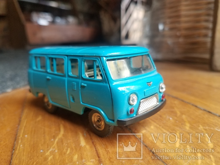 УАЗ 452B. М 1:43.  СССР