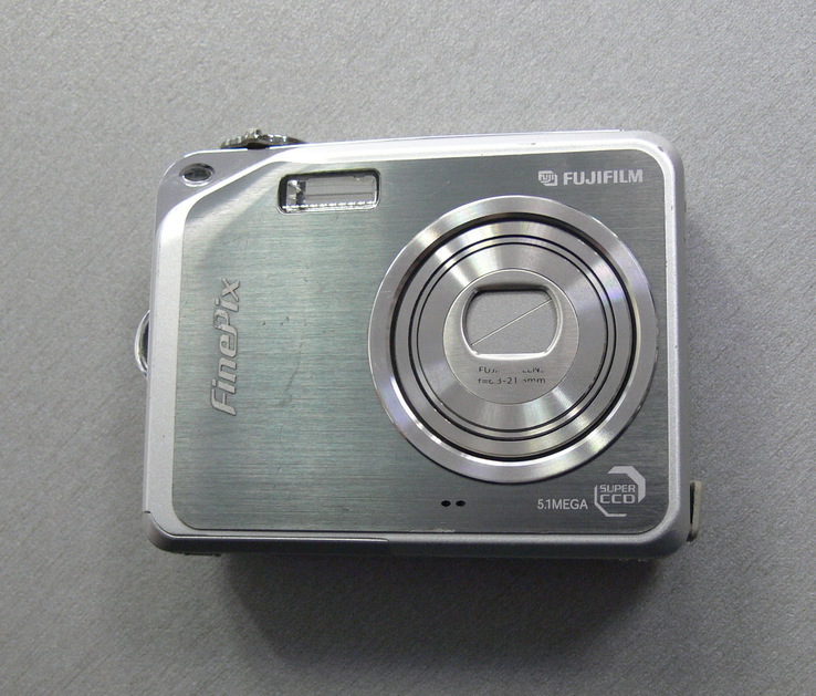 Fujifilm FinePix V10, photo number 2