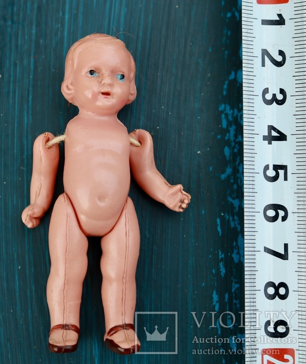 Старинная целлулоидная миниатюрная куколка ( с клеймом)