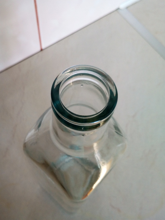 Емкость (бутылка) для жидкостей, фото №10