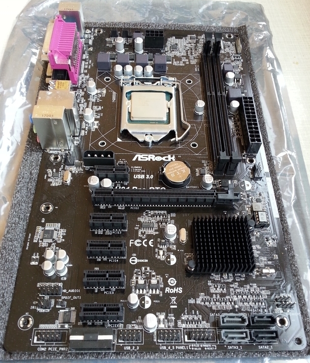 ASRock H81 Pro BTC R2.0 + Intel Pentium G3220, photo number 3