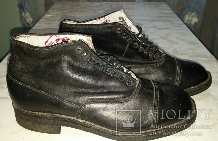 Авито обувь мужская 42 размер. Ботинки 1979 солдатские парадные. Вибрамы ботинки СССР. Советские парадные ботинки. Армейские парадные ботинки СССР.