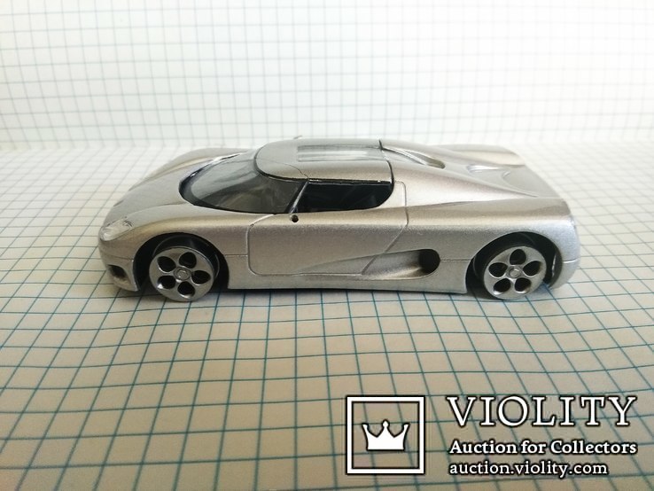 DeAgostini 1:43 Koenigsegg cc 8s