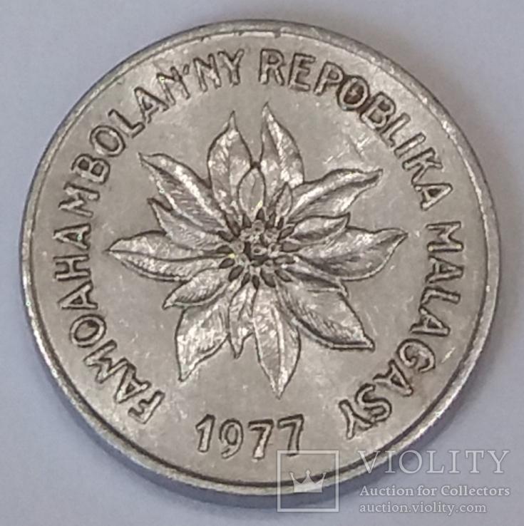 Мадагаскар 1 франк, 1977, фото №3