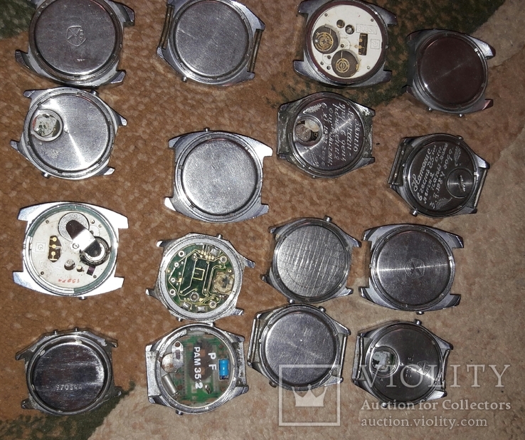 Советские часы электроника 16 шт на ремонт и разборку, фото №5