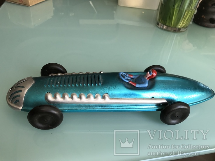 Винтажный гоночный автомобиль механическая фрикционная игрушка СССР из 1950х, фото №5
