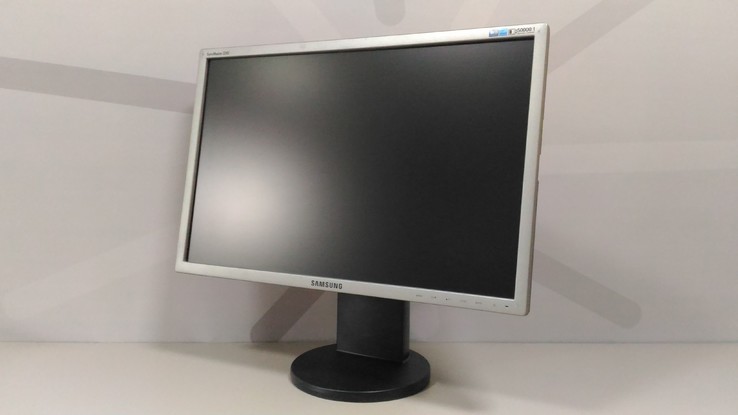 Монитор 22" Samsung SyncMaster 2243BW, фото №3