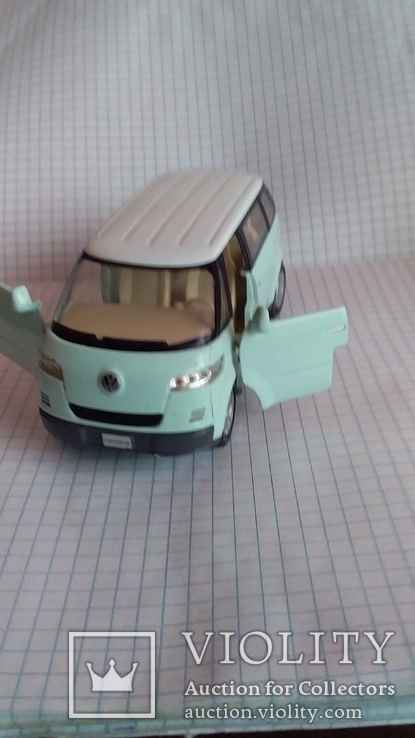 Модель машинки volkswagen new microbus 2001 1/38, фото №8