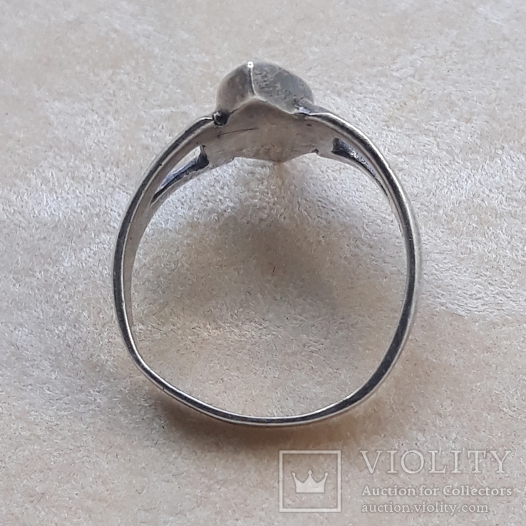 Серебряное кольцо с камнем, фото №6