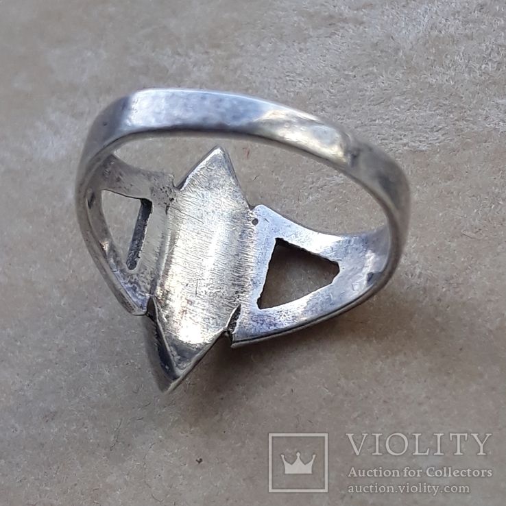 Серебряное кольцо с камнем, фото №8
