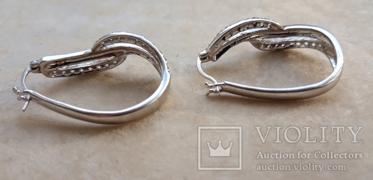 Серебряные серьги-кольца с камнями, фото №3
