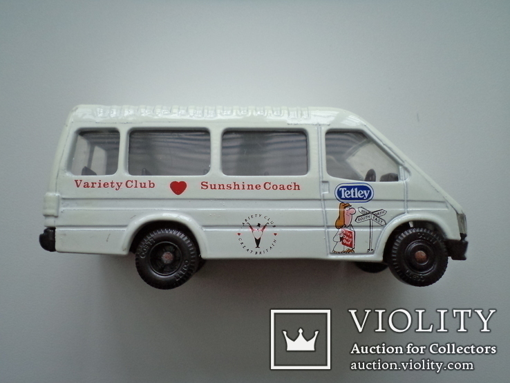 LLEDO FORD TRANSIT MINIBUS - TETLEY/VARIETY CLUB UK SUNSHINE COACH, фото №3