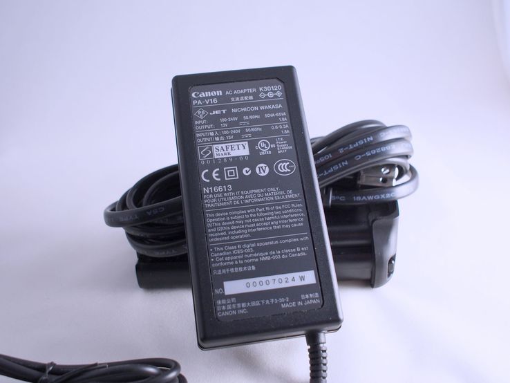 AC Power Adapter Canon PA-V16., photo number 4