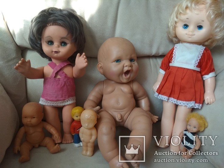 Две куклы, два голыша, три пупса., фото №3