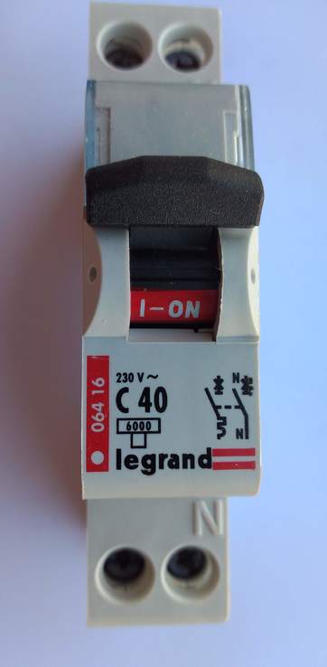 Электрические автоматы 2 шт. Legrand C32 230/400V, фото №2