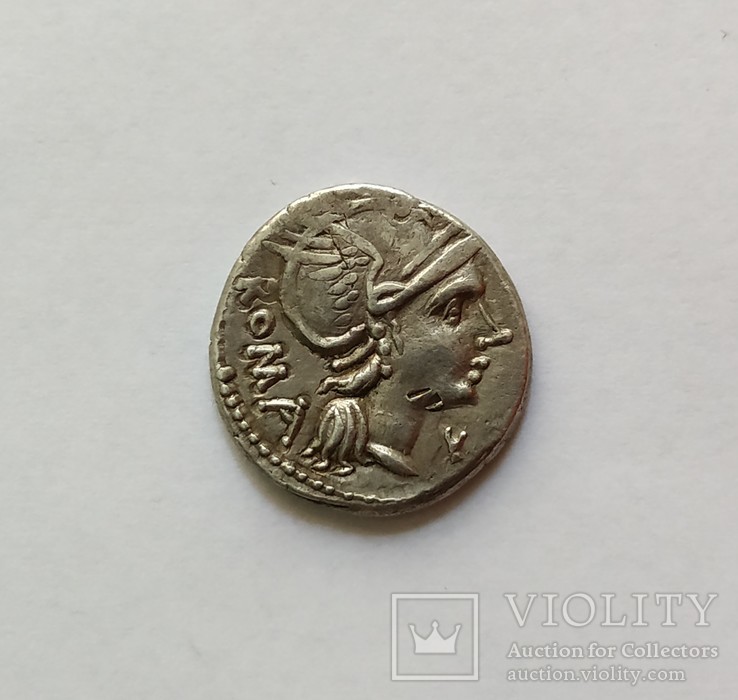 Денарий Римской республики Л. Фламиний Цилон, 109-108 г. до н.э.