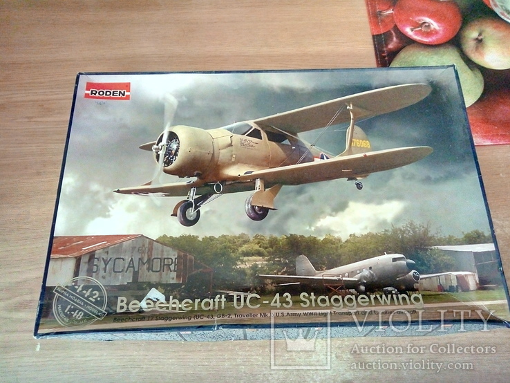 Beechcraft UC-43 Staggerwing, 1/48, RODEN