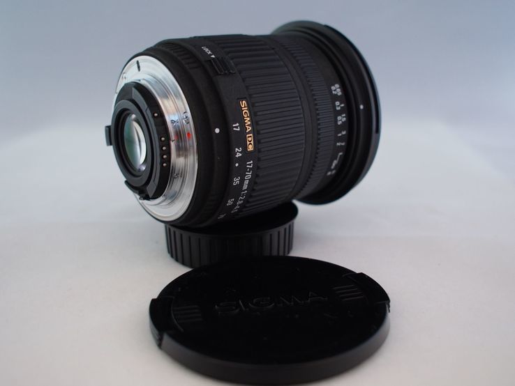 Sigma 17-70mm f/2.8-4.5 DC Macro для Nikon, фото №3