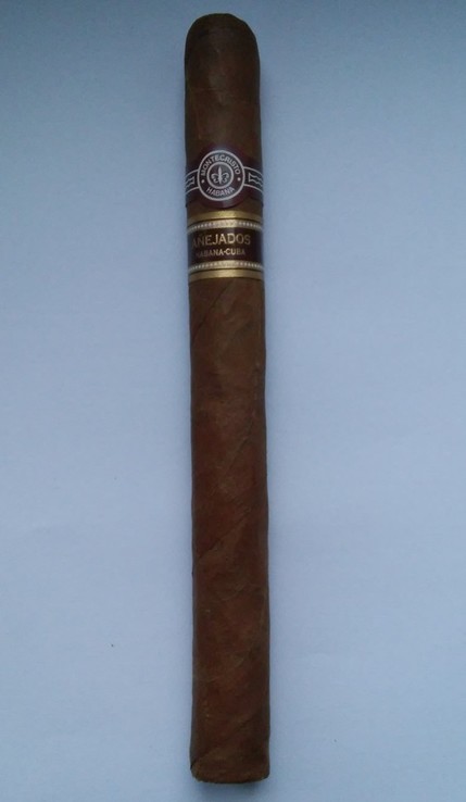 Сигара Montecristo Churchill Anejados