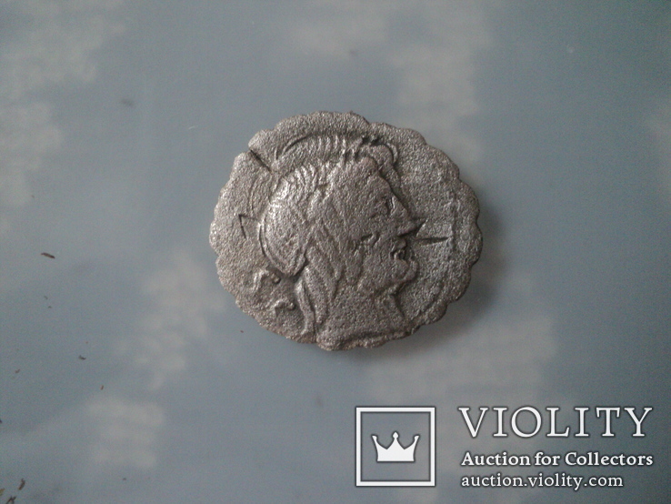  Денарий монетария Q. Antoninus Balbus , 83-82 гг. до н. э.(двойной удар), фото №4