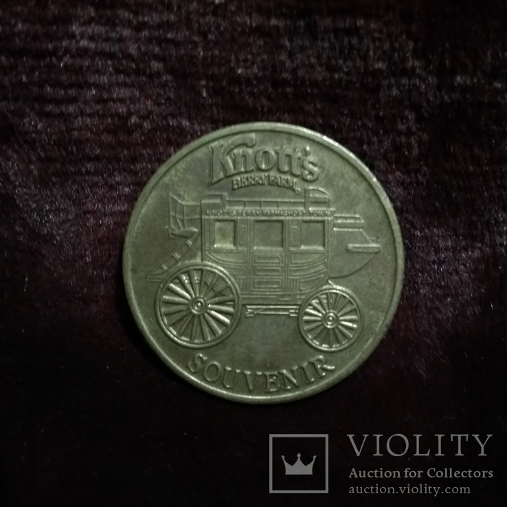 Игровой жетон из казино Vintage Token: Knotts Berry Farm souvenir Brass Coi  (США), фото №5