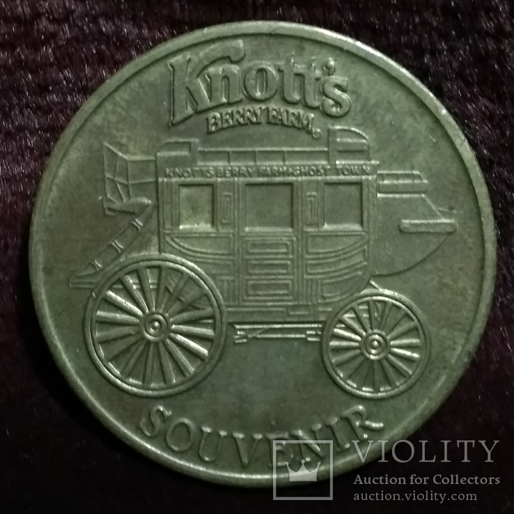 Игровой жетон из казино Vintage Token: Knotts Berry Farm souvenir Brass Coi  (США), фото №2