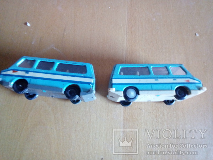 Два автобуса СССР на реставрацию