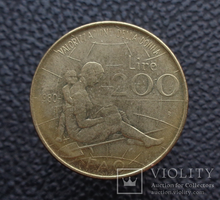 Италия 200 лир 1980