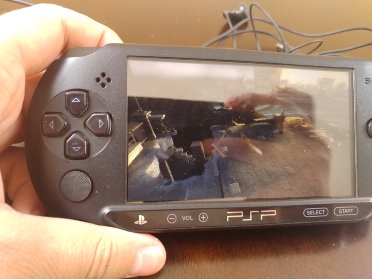 Игровая приставка Sony PSP E1008 прошитая + флешка 16GB c играми + Наушники, numer zdjęcia 10