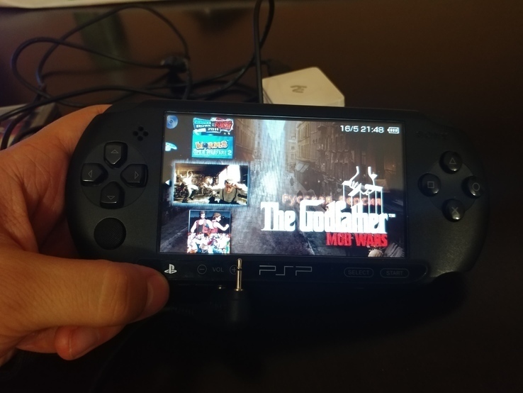 Игровая приставка Sony PSP E1004 прошитая + флешка 32GB c играми + Наушники SONY., numer zdjęcia 10