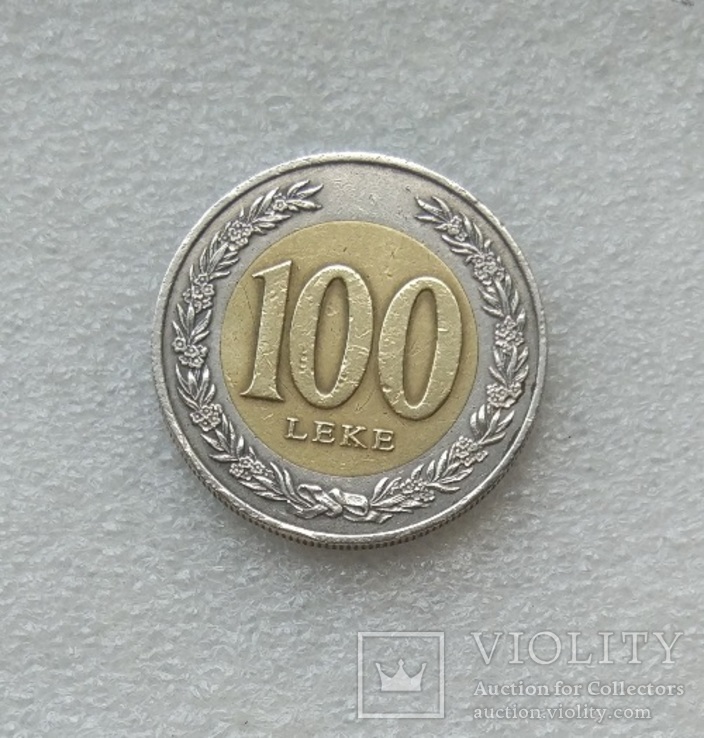 100 Лек 2000 г. Албания