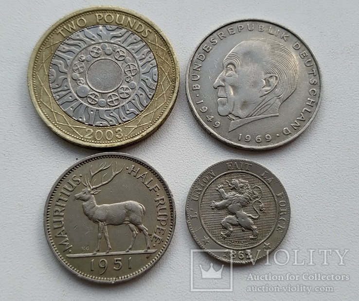 4 монети світу