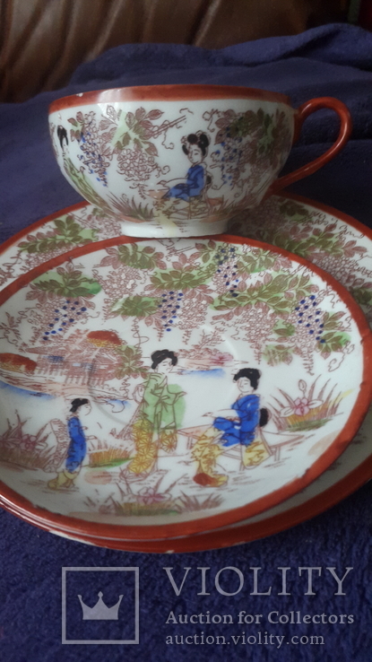 Старинная чашка с блюдцем и тарелкой из тончайшего фарфора Япония, фото №3