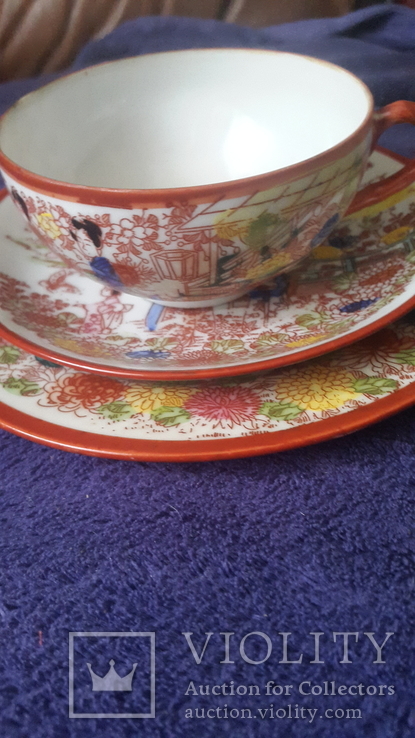 Старинная чашка с блюдцем и тарелкой из тончайшего фарфора Япония, фото №4