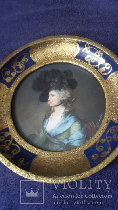 Миниатюрный портрет женщины в голубом платье с подписью автора, фото №2