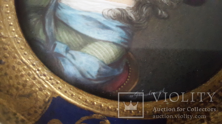 Миниатюрный портрет женщины в голубом платье с подписью автора, фото №6