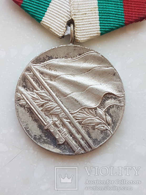 Знаки и медаль Болгарии ДКСМ, фото №8