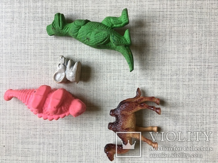 Фигурки дракон, бронтозавр, верблюд, мышка., фото №3