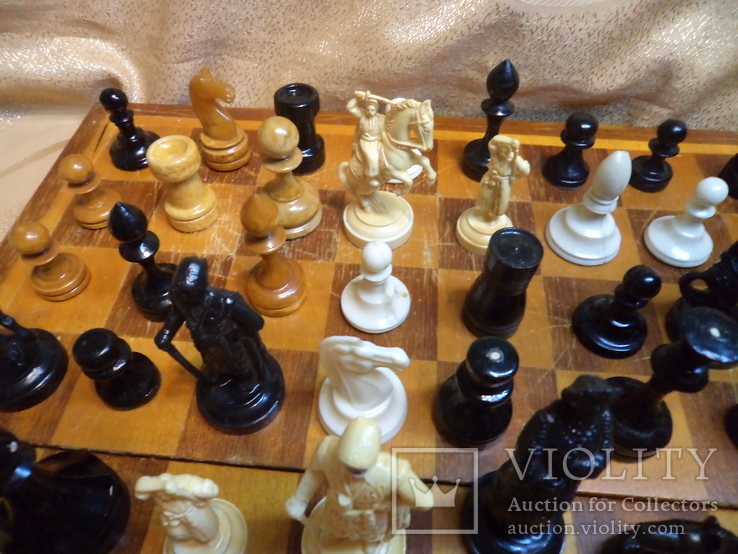 Шахматная доска + 71 шахматная фигурка, фото №6