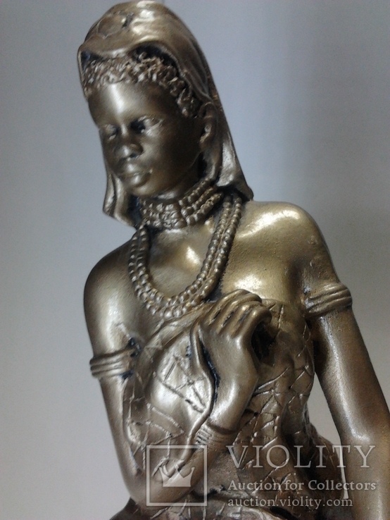 Африканка с кувшином НЮ (статуетка), фото №9