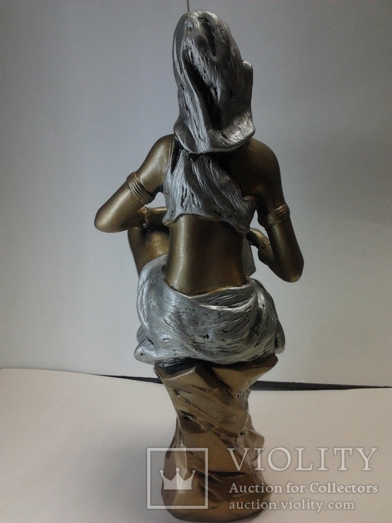 Африканка с кувшином (статуетка), фото №7