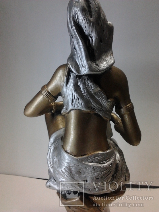 Африканка с кувшином (статуетка), фото №8