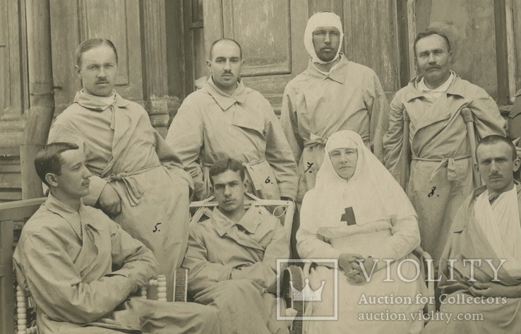 Денисенко Г. И., подполковник 6-го Сиб. стрелк. полка (ГО, 1915) в госпитале. Петроград, фото №5