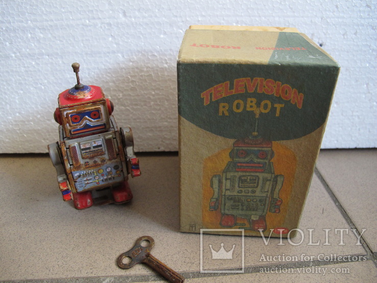 Television Robot - заводная игрушка робот