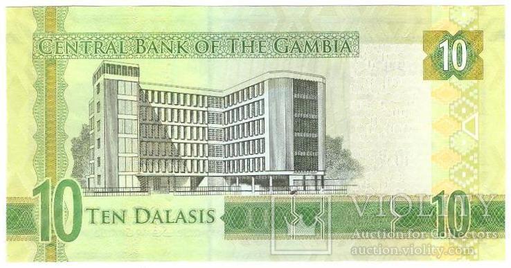 Банкнота Гамбии 10 даласи 2015 г. UNC, фото №3