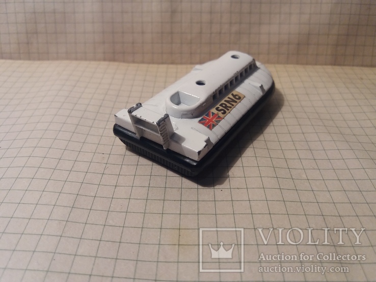 Корабль matchbox n72 srn6 hovercraft, фото №6