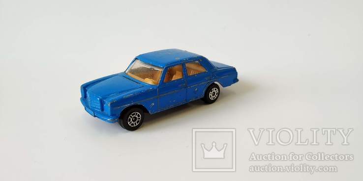 Mercedes Benz 240D Corgi