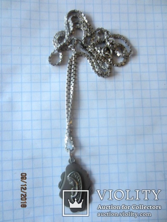 Старая ладанка серебро 800 дева мария  с цепочкой, фото №3
